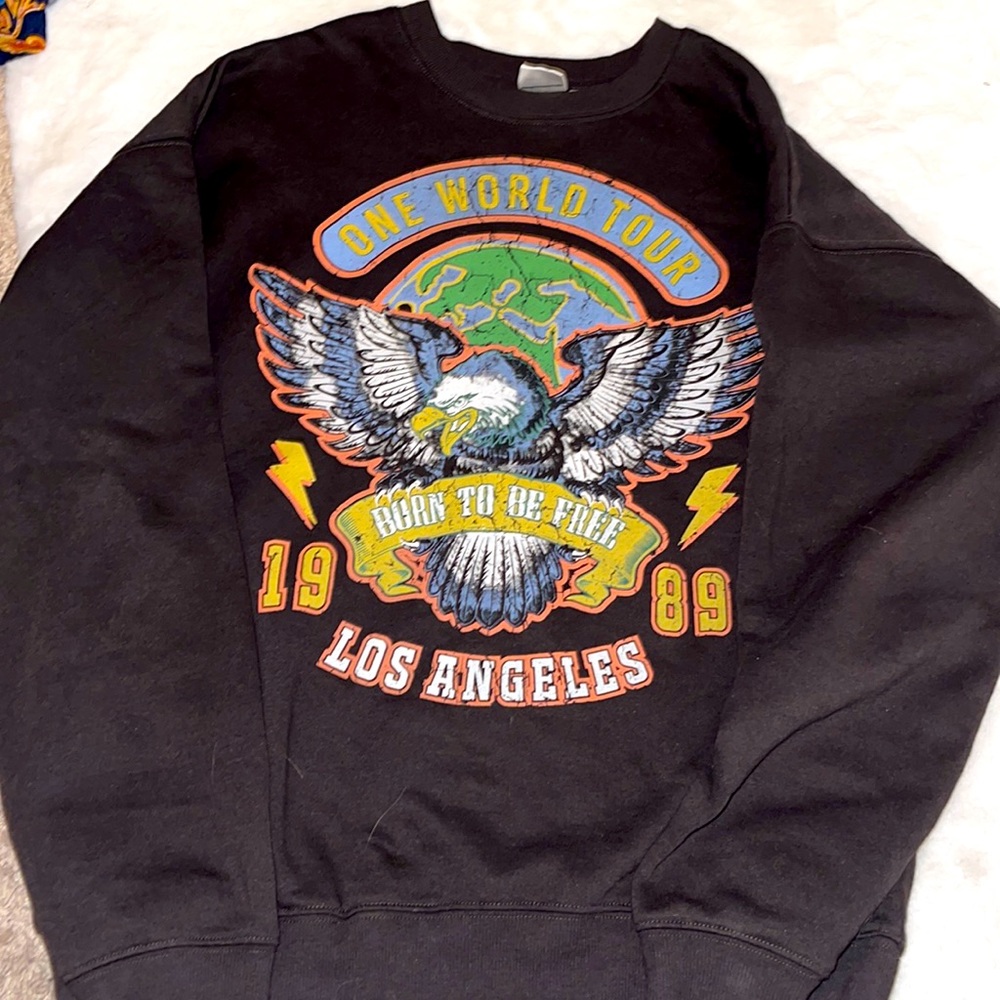 graphic crewneck